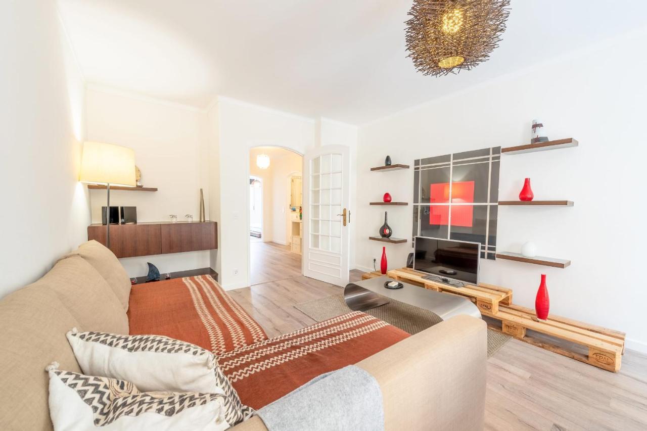 Guestready - Minimalist Downtown Apt With Terrace Apartment Carcavelos  Ngoại thất bức ảnh