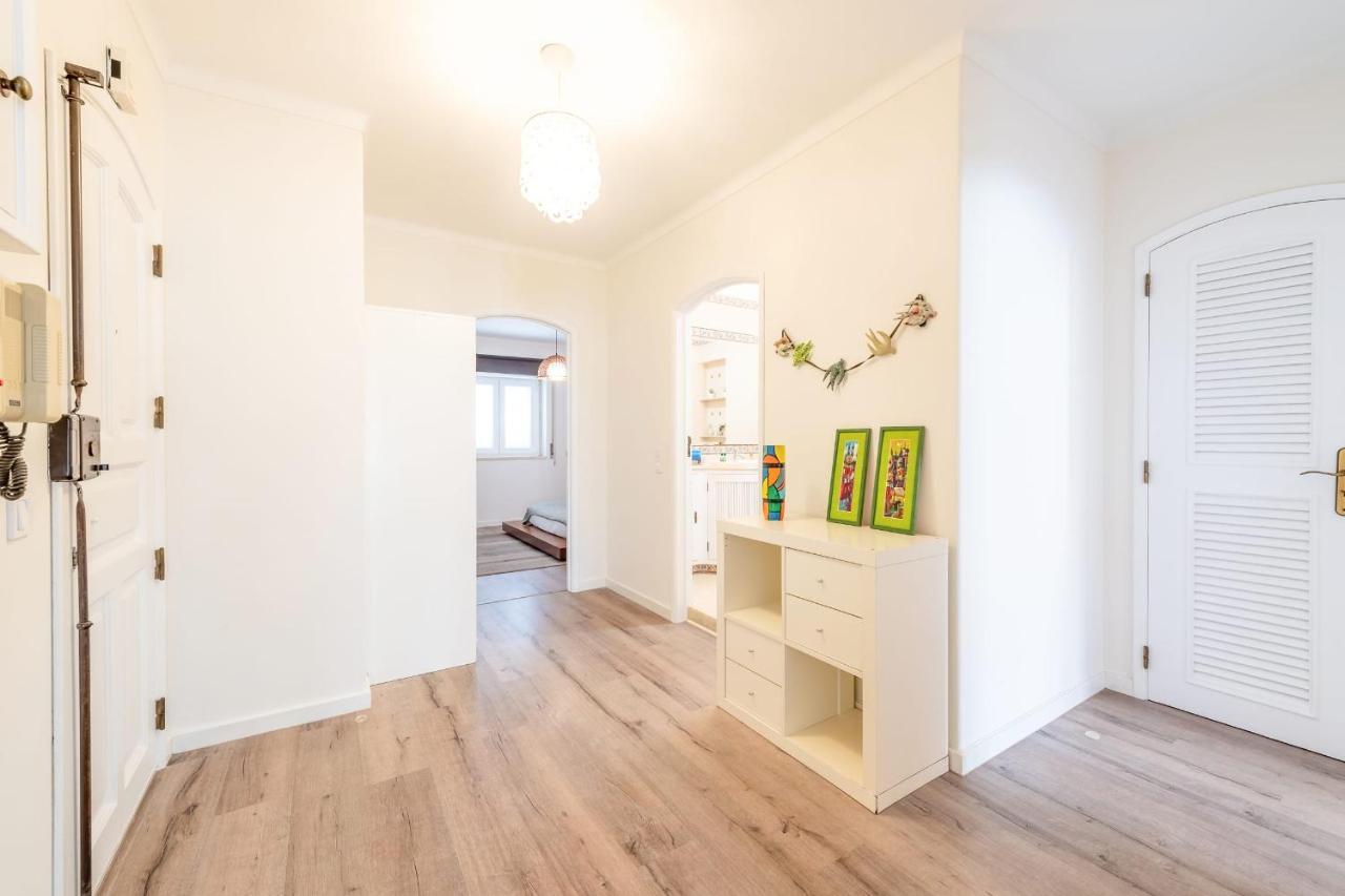 Guestready - Minimalist Downtown Apt With Terrace Apartment Carcavelos  Ngoại thất bức ảnh